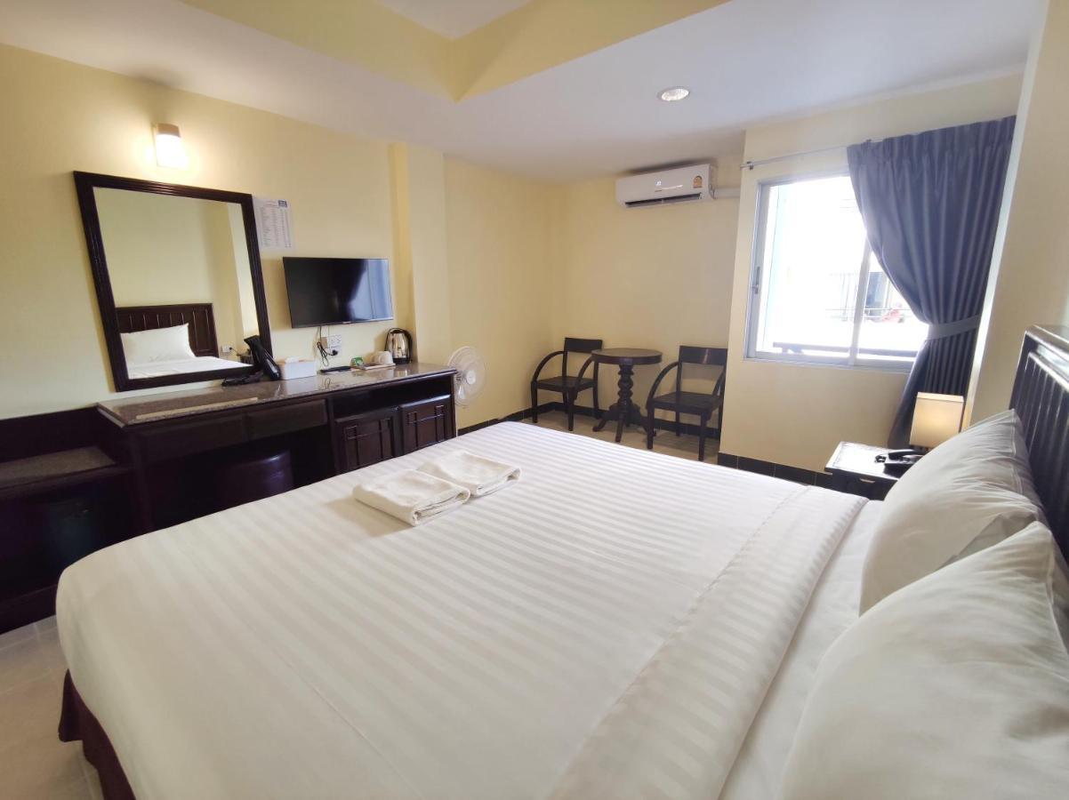 The Chanthong Residence And Hotel Pattaya Bagian luar foto