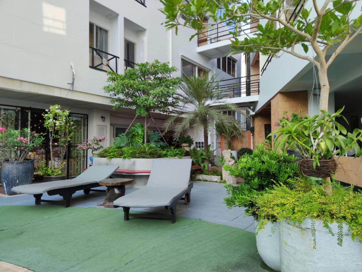 The Chanthong Residence And Hotel Pattaya Bagian luar foto